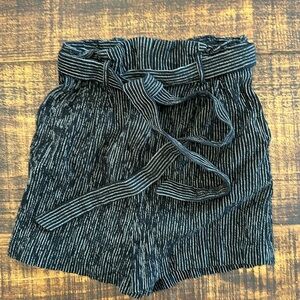 EUC- H&M High Waist Pinstripe Belted Shorts